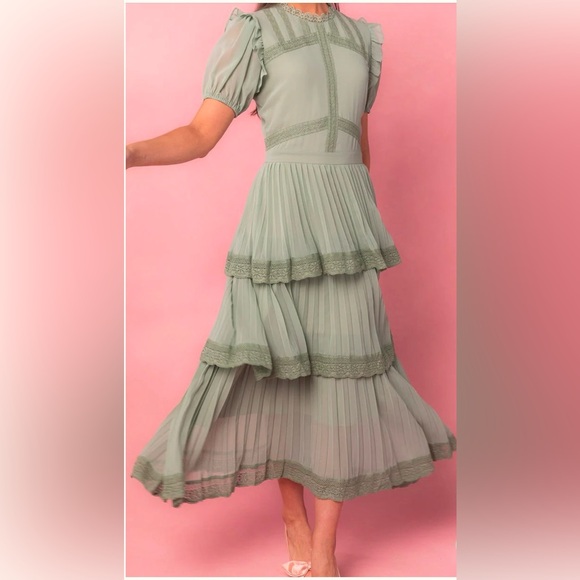 Ivy City Jade Dress - Picture 3 of 6